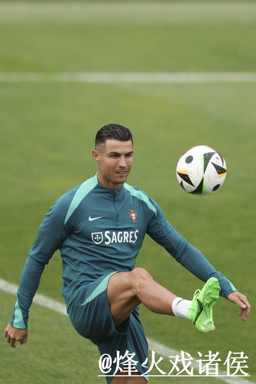 世界杯滚球实时官方数据分析